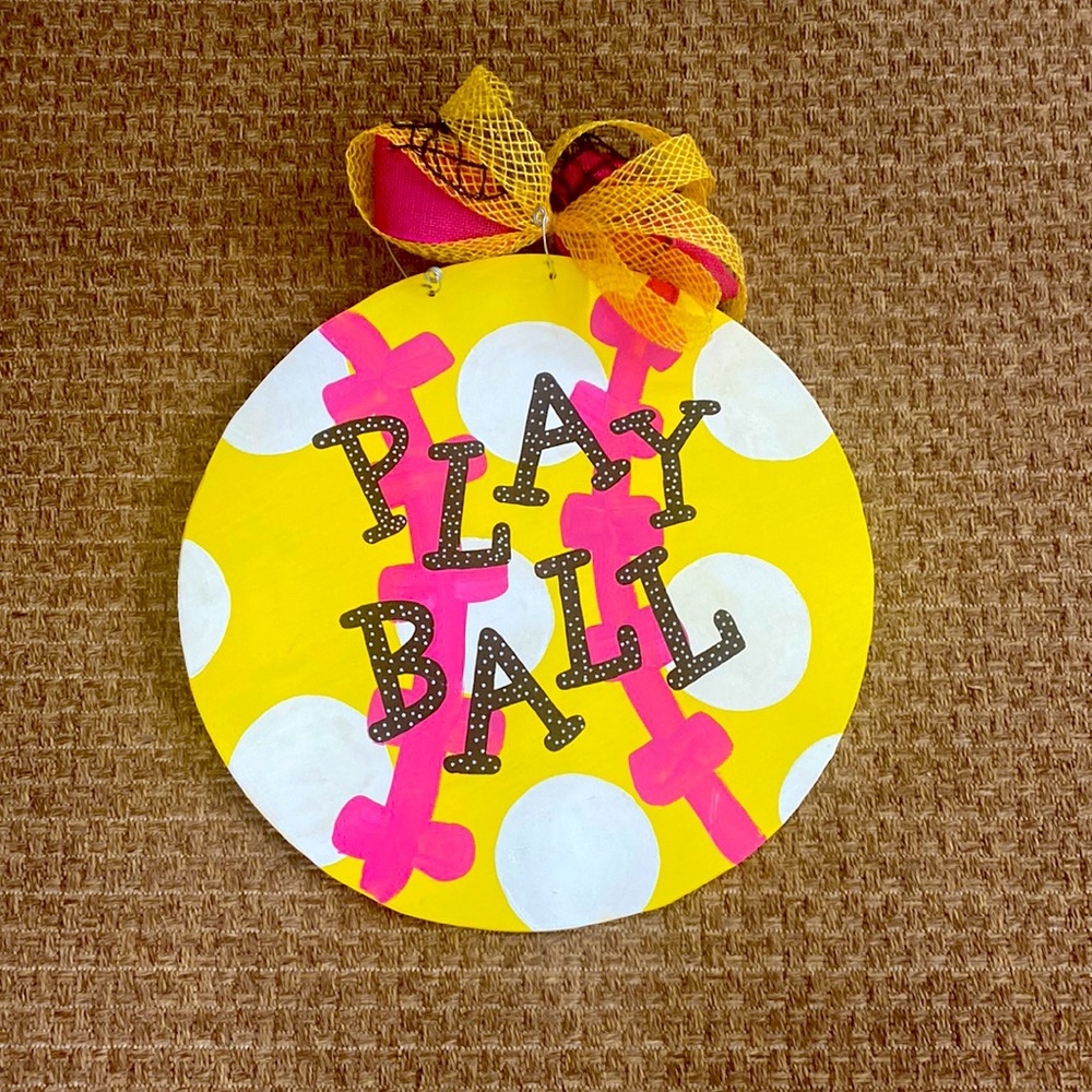 Adorable softball door hanger!